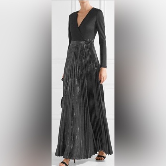 NWT DVF Heavyn metallic maxi wrap dress US2